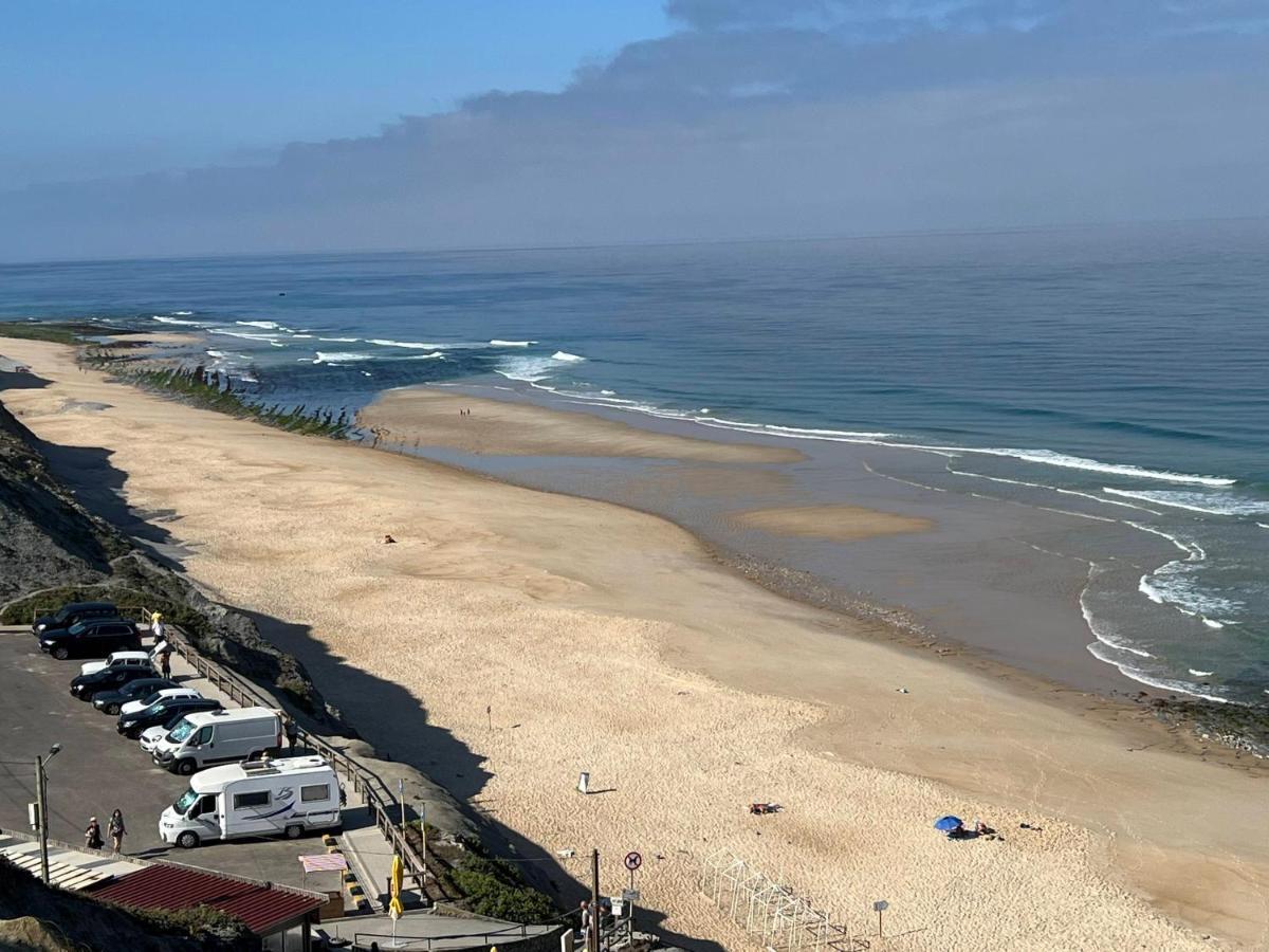 Golden Rock Beach Apartment Pedra Do Ouro ภายนอก รูปภาพ